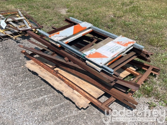 Collapsible Road Signs