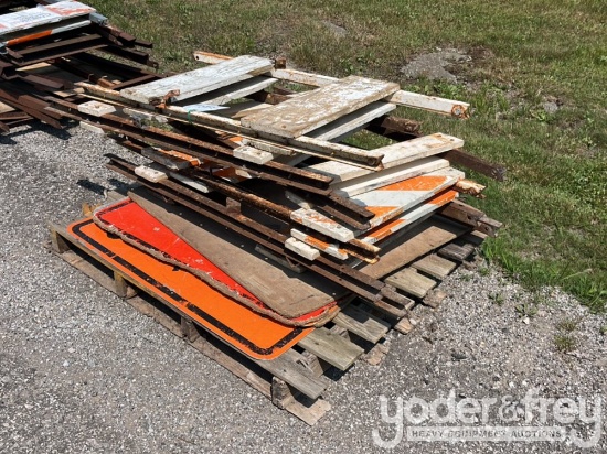 Collapsible Road Signs