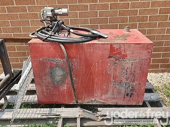 140 Gal. Metal Diesel Tank c/w Pump
