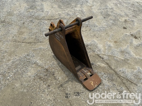 12" Bucket to suit Case 590, KX080, WB150