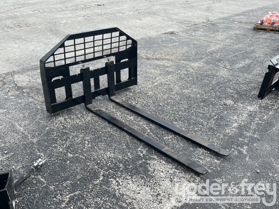 Unused GIYI 60" Forks to suit Skidsteer