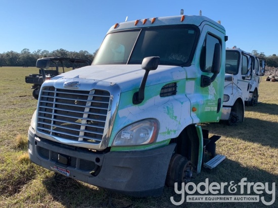 Freightliner Cab Cut Off