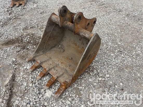 23" Bucket to suit Excavator