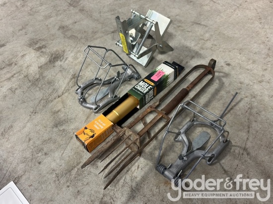 Molechaser, Mole Traps (4 of)