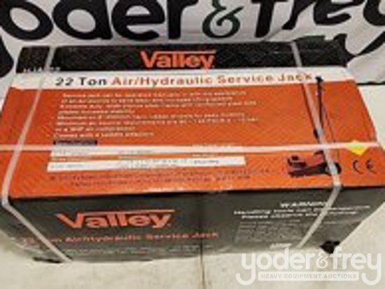 Unused 22 Ton Service Bottle Jack c/w Wheels