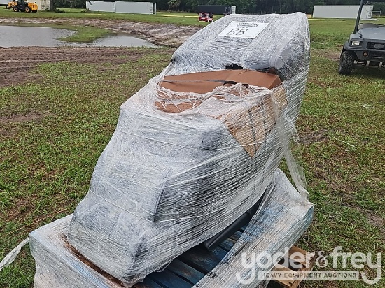 Unused Massage Chair (OSAKI)