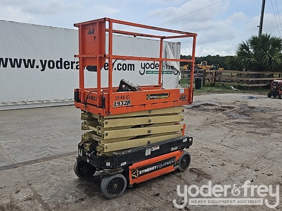 2018 JLG 1932R
