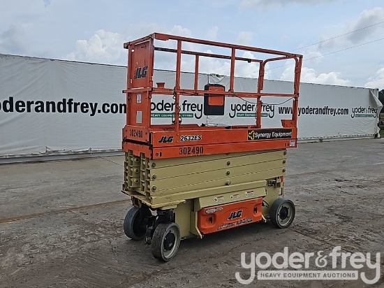 2018 JLG 2632ES
