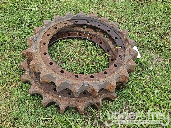 Sprocket to suit CAT 325