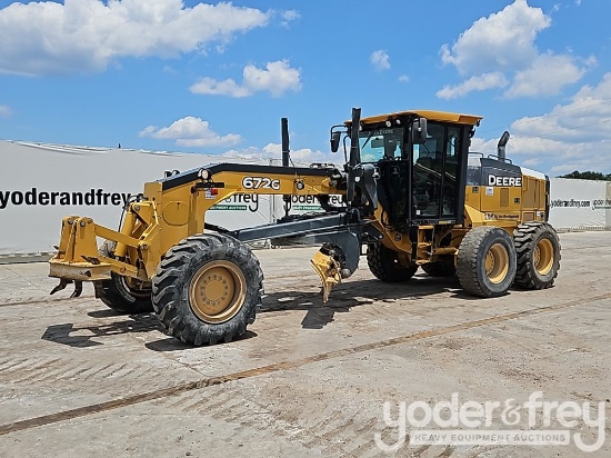 2014 John Deere 672G