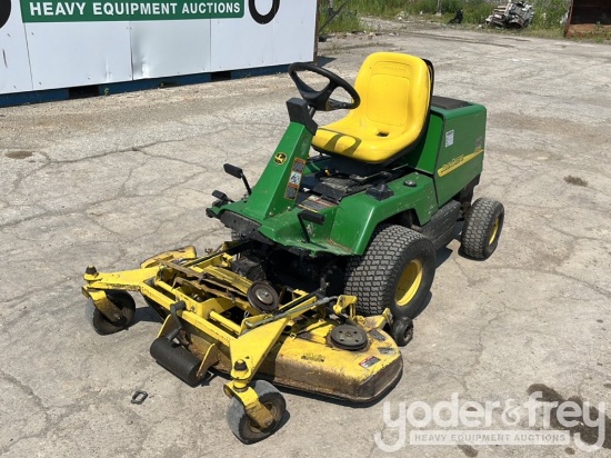 2022 John Deere F725