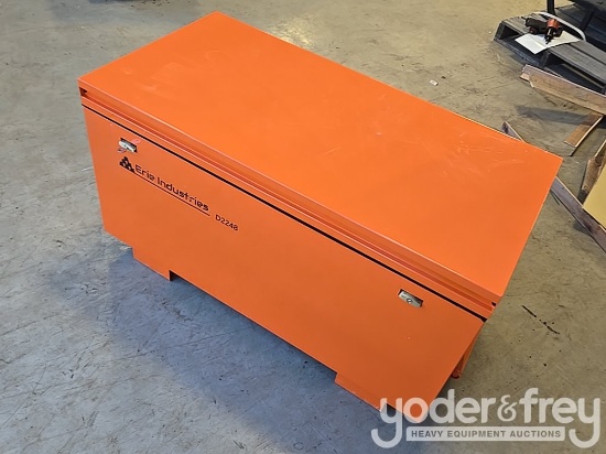 Tool Box - Erie Industries, D2248 - Orange –...... 4’...... x 2’...... x 2’......  c/w  Keys
