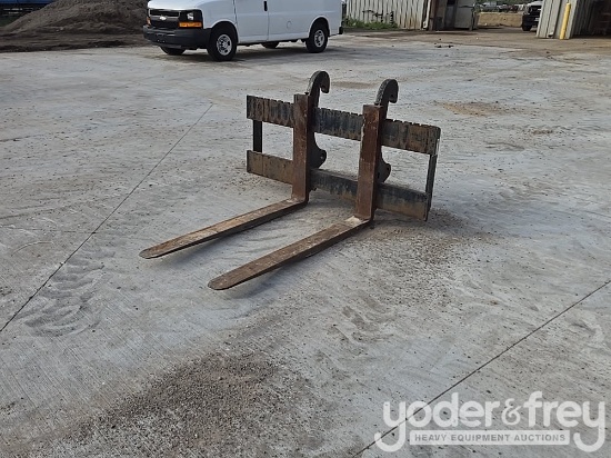 54" Forks to suit CAT 420D