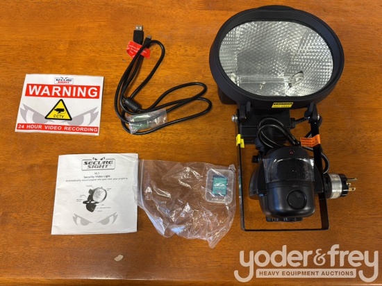 Security Video Light / 3 in 1 Home. Office Security Solution, Records Videos And Photos When Movemen