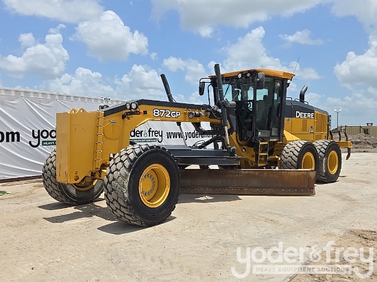2018 John Deere 872GP