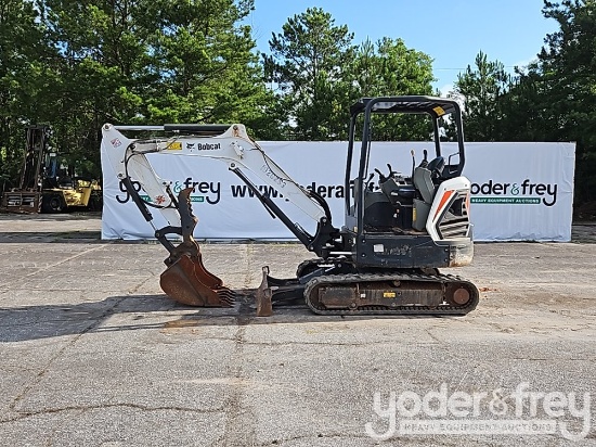 2017 Bobcat E32