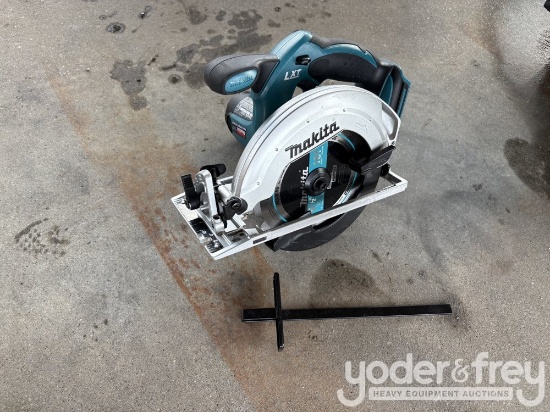 Makita 18v LXT 6.5" Cirular Saw XSS02Z (1 Yr Factory Warranty)