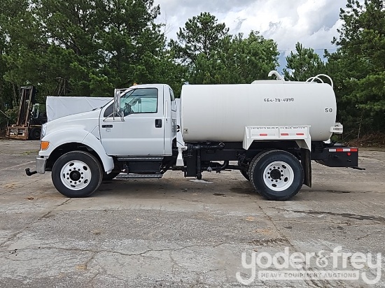 2005 Ford F750