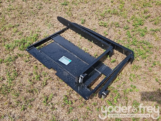 Unused 2025 GIYI Forks to suit Skidsteer