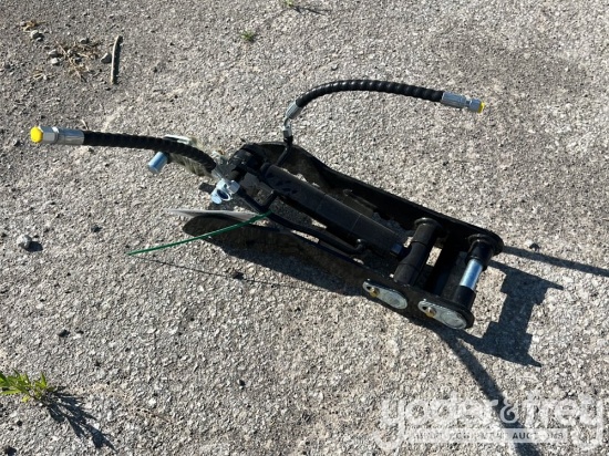 Unused 2025 TPM Hydraulic Thumb, c/w Hoses, 1'' Diameter Pin to suit Mini Excavator
