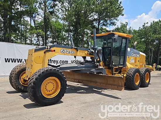 2014 John Deere 672GP