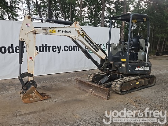 2019 Bobcat E32