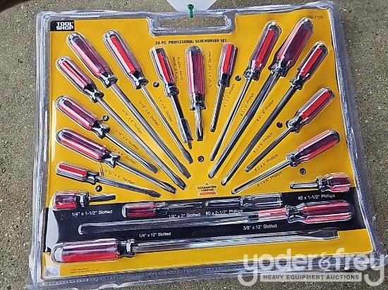 Unused 20 pc Professional Sears Type Screwdriver Set