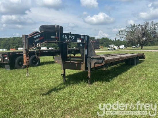 2007 Imperial 8x30 Tandem Axle Gooseneck Trailer, 20,000lb GVWR, Ramps