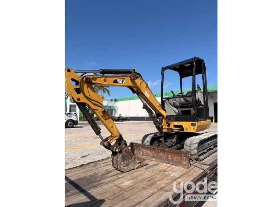 2023 CAT 302.7CR
