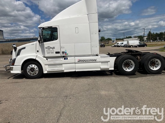 2015 Volvo VNL