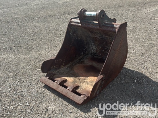28" Bucket to suit Hyundai R80CR Excavator