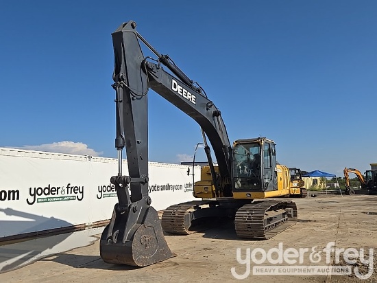 Deere 200D LC
