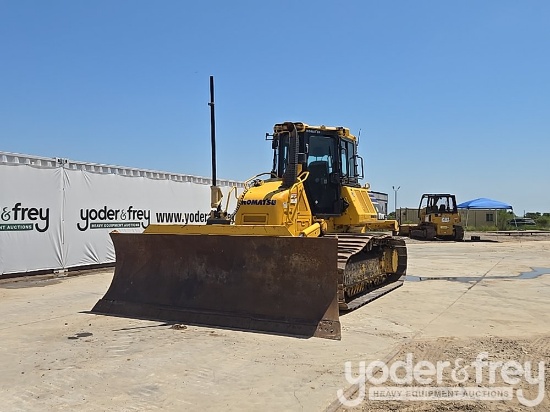 2023 Komatsu D61PX-24
