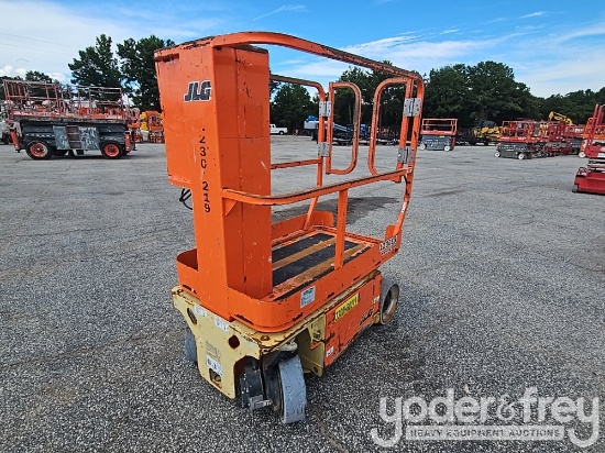2017 JLG 1230ES