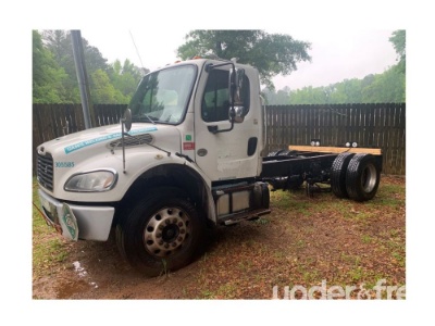 2015 Freightliner M2