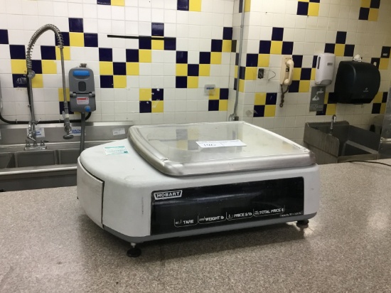 HOBART SCALE WITH PRINTER (D)