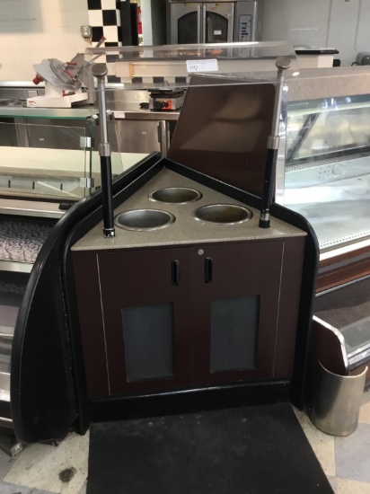 CORNER SOUP STATION