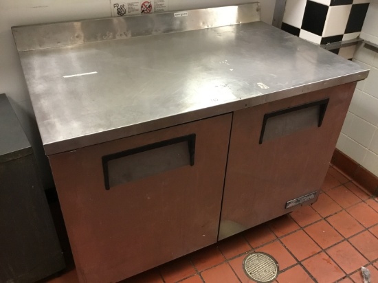 4' TRUE REFRIGERATED COUNTER