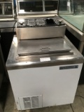 FREEZER/ICE CREAM DIPPING STATION
