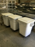 LOT OF WHITE TRASH CANS