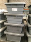 4 HAMBURGER TUBS W/LIDS