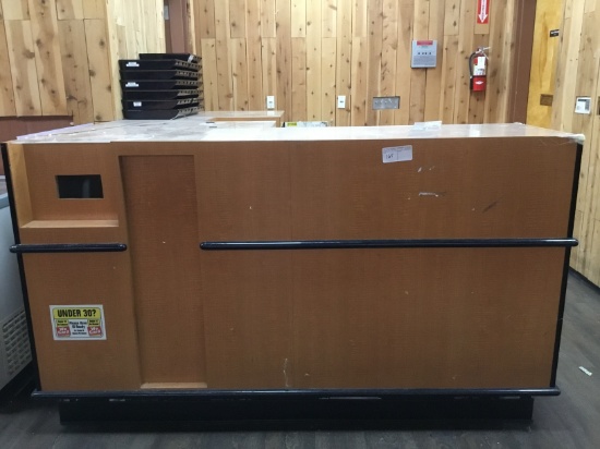 Customer service counter