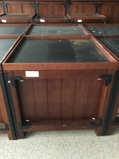 3' x 3' produce display box