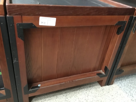3' x 3' produce display box