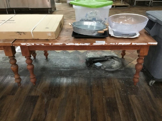 5' wooden display table