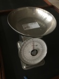 PRODUCE SCALE