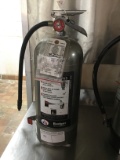 Grease fire extinguisher