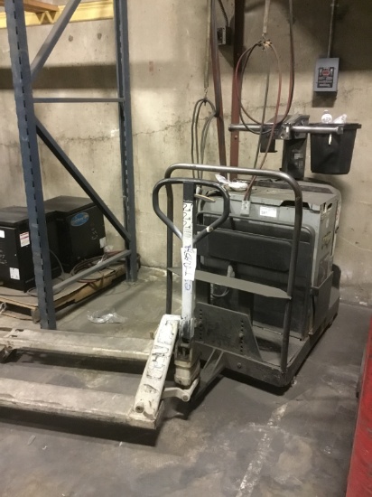 PALLET JACK TUGGER