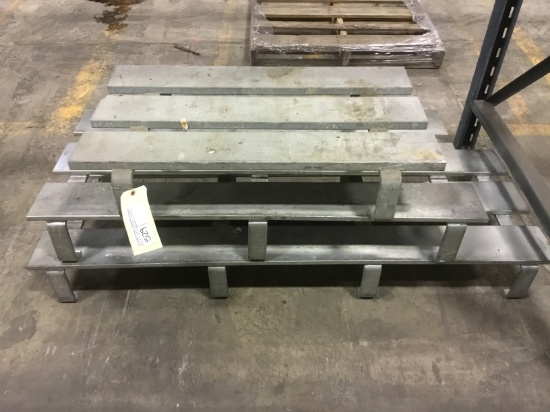 ONE LOT DUNNAGE RACKS