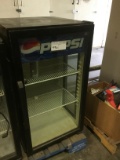 GLASS DOOR BEVERAGE COOLER